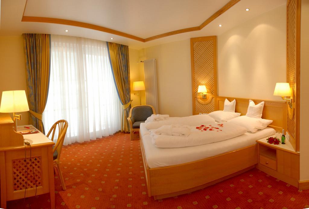 Thermenhotel Quellenhof Bad Füssing Δωμάτιο φωτογραφία